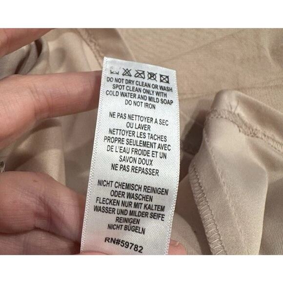 Adrianna Papell Hand Beaded Floral Godet Gown Women’s Mermaid Tulle Sequin Glam - Picture 15 of 15